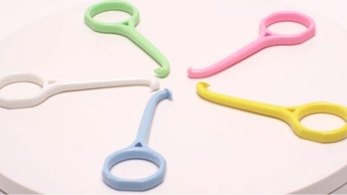 Pull Tool for Aligners